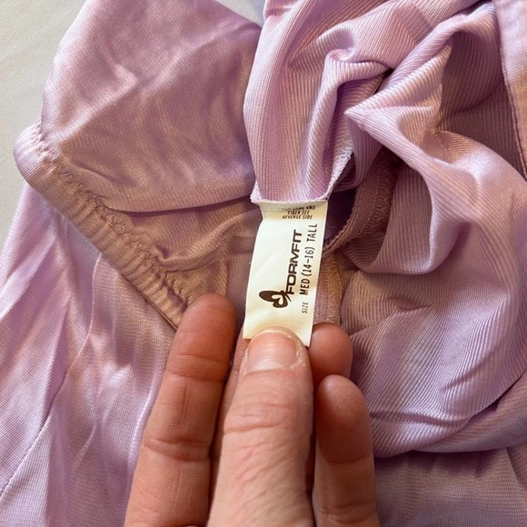 VINTAGE Formfit light purple A-line slip Medium Tall - Picture 5 of 7